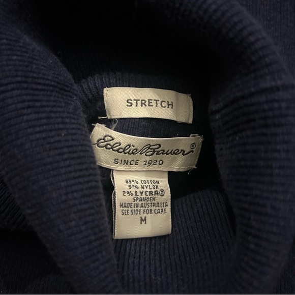 VTG 90s Women’s Eddie Bauer Cropped Navy Knit Turtleneck with Striped Sleeves - Picture 4 of 4